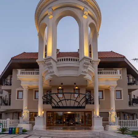 Numa Club Szálloda 5*