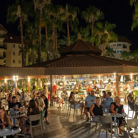 Numa Club Szálloda