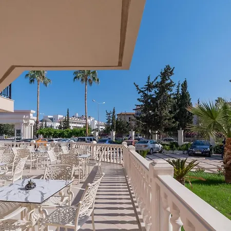 Numa Club Hotell 5*