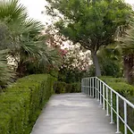 Numa Club Side