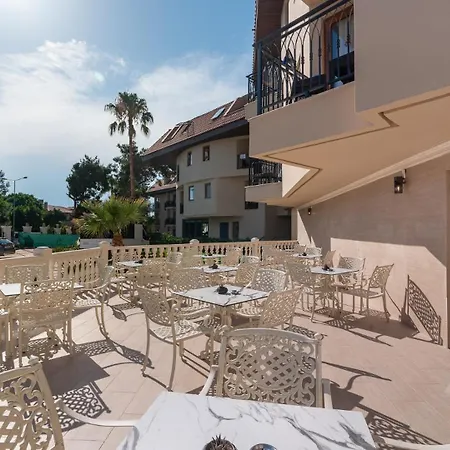 Hotel Numa Club Side